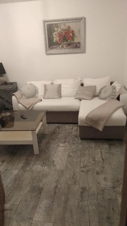 Apartment Erceg Πόρετς Εξωτερικό φωτογραφία