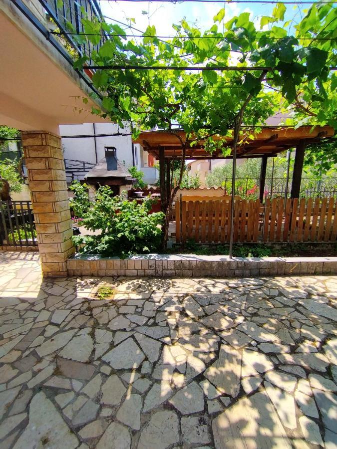 Apartment Erceg Πόρετς Εξωτερικό φωτογραφία