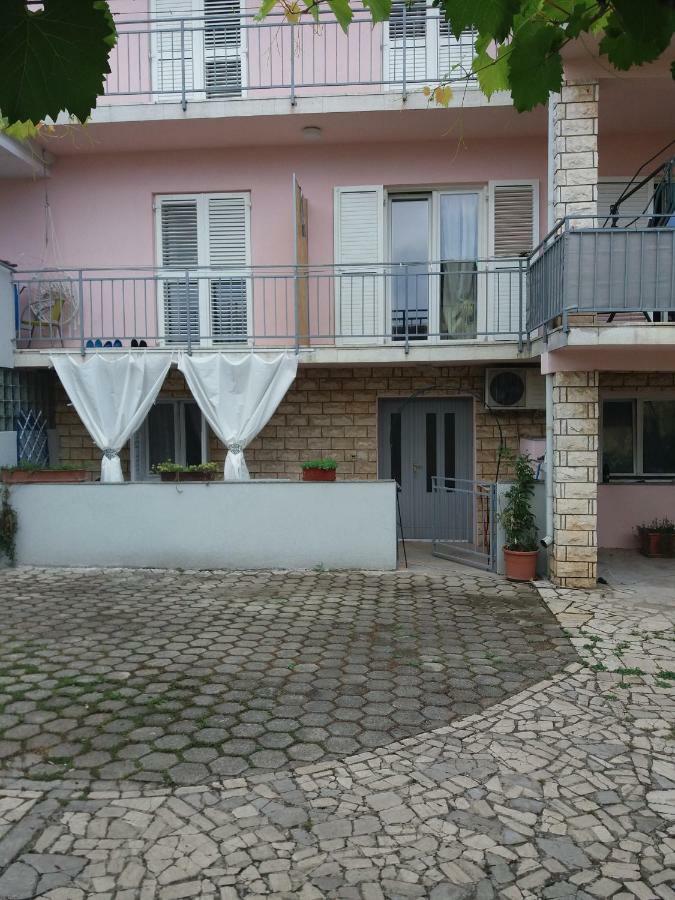 Apartment Erceg Πόρετς Εξωτερικό φωτογραφία