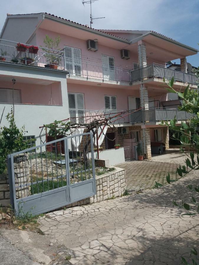 Apartment Erceg Πόρετς Εξωτερικό φωτογραφία