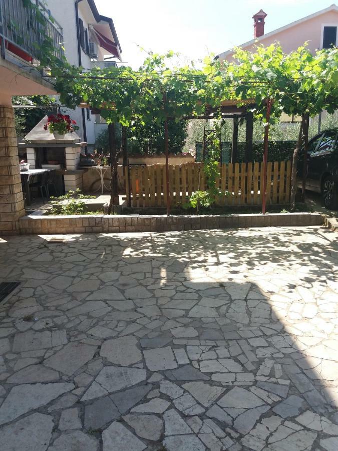 Apartment Erceg Πόρετς Εξωτερικό φωτογραφία