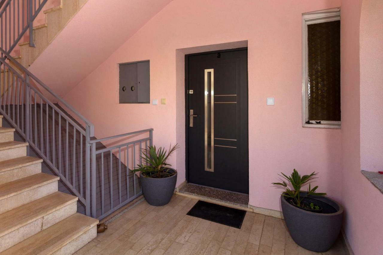 Apartment Erceg Πόρετς Εξωτερικό φωτογραφία